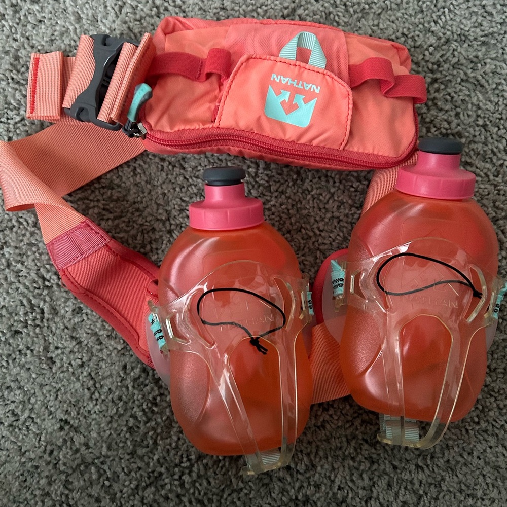 Nathan Hydration Belt